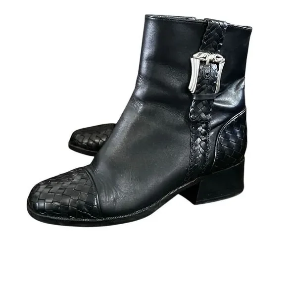 Like-new Brighton Boots - Picture 2 of 10